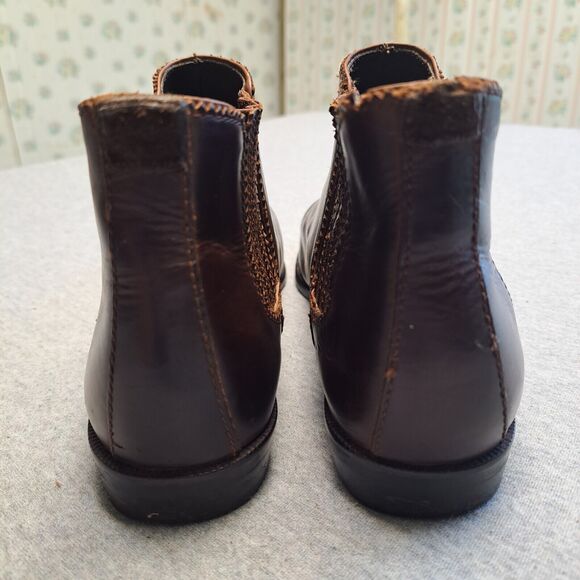 GH BASS & CO BROWN LEATHER ANKLE BOOTS WOMENS SIZE 7M PULL ON MINIMALIST DAILY - Picture 10 of 11